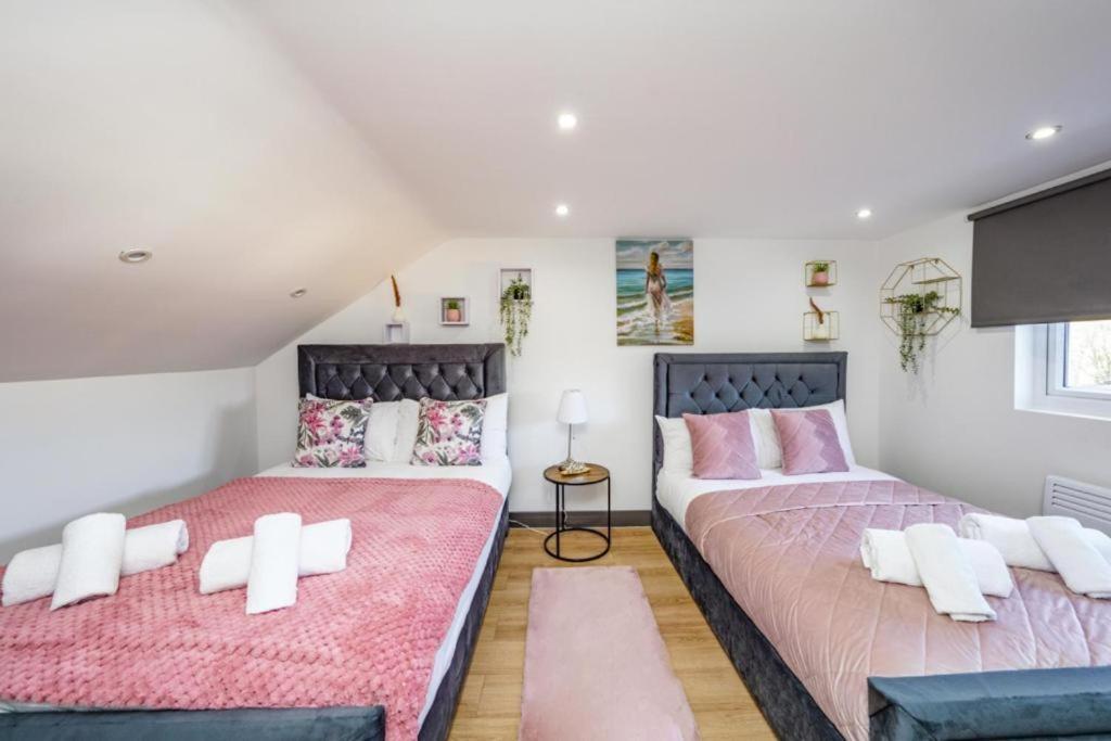 Heathrow Guest House - Oakway Feltham Ngoại thất bức ảnh