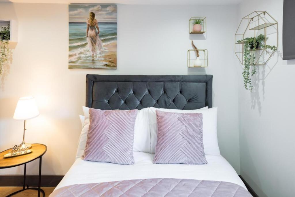 Heathrow Guest House - Oakway Feltham Ngoại thất bức ảnh
