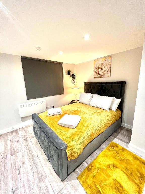 Heathrow Guest House - Oakway Feltham Ngoại thất bức ảnh
